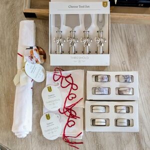 Threshold Silver Cheese ToolSet / Table Runner / 8 Napkins / 8 Placecard Holders
